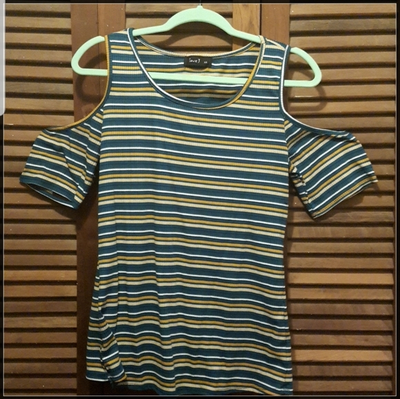 Top - Picture 1 of 1